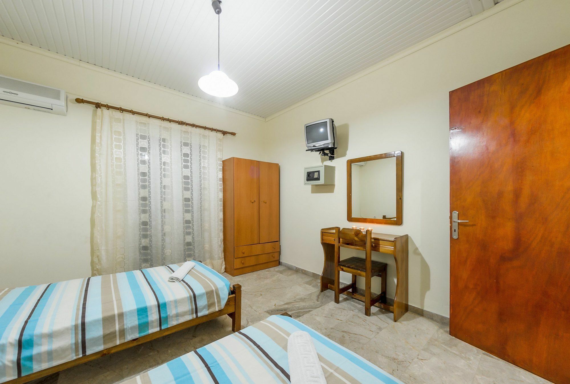 Borsalino Studios & Apartments Laganas Luaran gambar